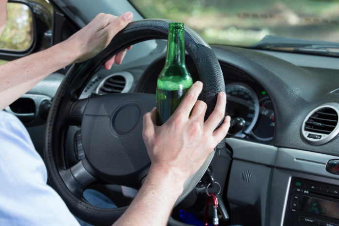 Tomar alcohol es mucho más riesgoso
